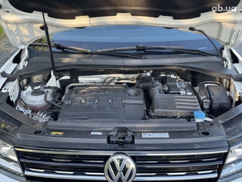 Volkswagen Tiguan 2017 белый - фото 14