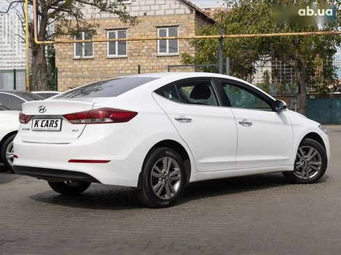 Hyundai Elantra 2018 - фото 6