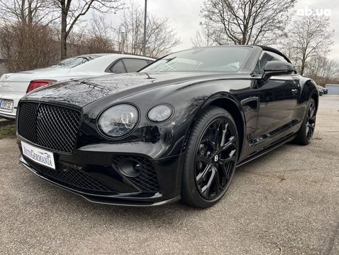 Bentley Continental GT 2022 - фото 35