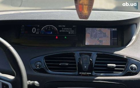 Renault Scenic 2012 - фото 17