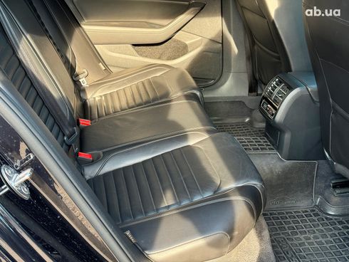 Volkswagen Passat 2017 черный - фото 25