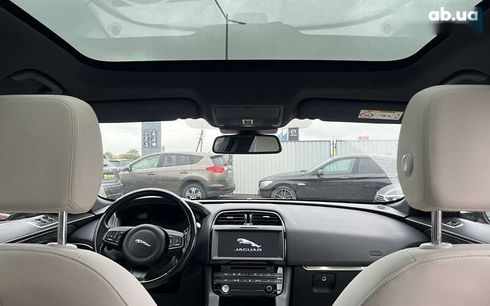 Jaguar F-Pace 2016 - фото 11