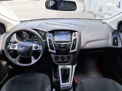 Ford Focus 2014 - фото 13