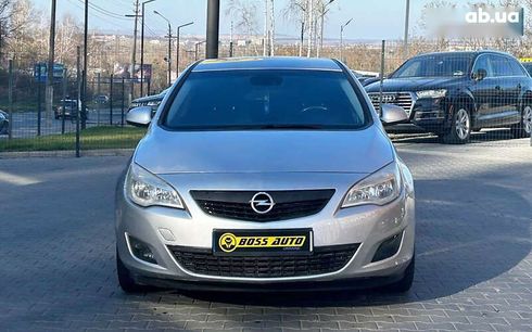 Opel Astra 2010 - фото 2