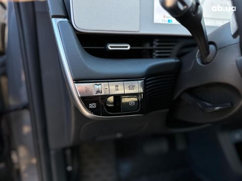 Hyundai Ioniq 5 2023 серый - фото 23