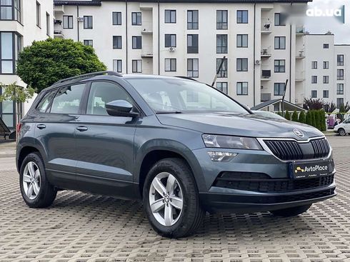 Skoda Karoq 2019 - фото 11
