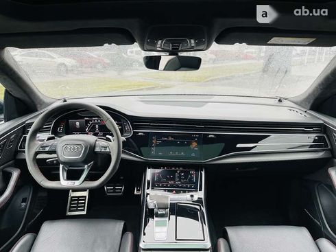 Audi RS Q8 2021 - фото 11
