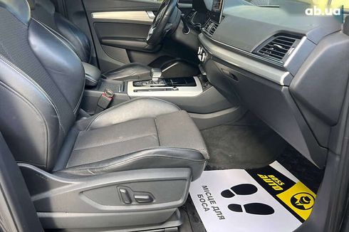 Audi Q5 2020 - фото 25