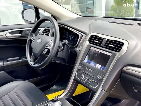 Ford Fusion 2018 - фото 29