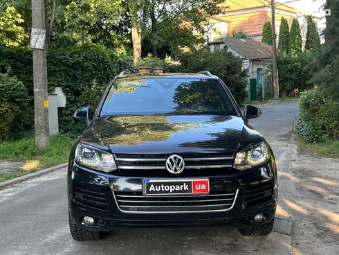 Volkswagen Touareg 2011 черный - фото 9