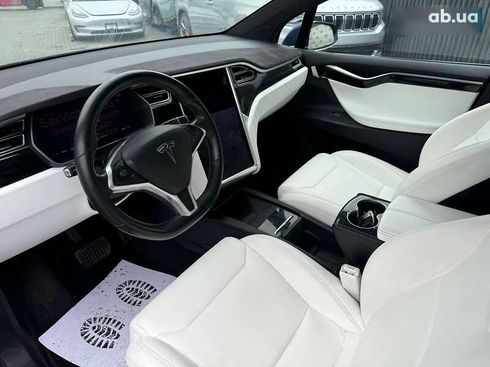 Tesla Model X 2017 - фото 11