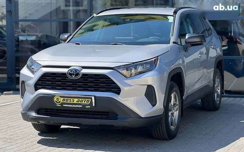 Toyota RAV4 2020 - фото 3