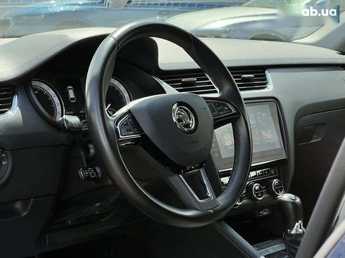 Skoda Octavia 2020 - фото 19