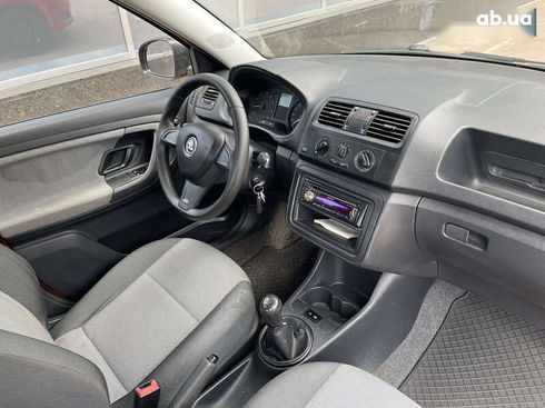 Skoda Fabia 2014 - фото 25