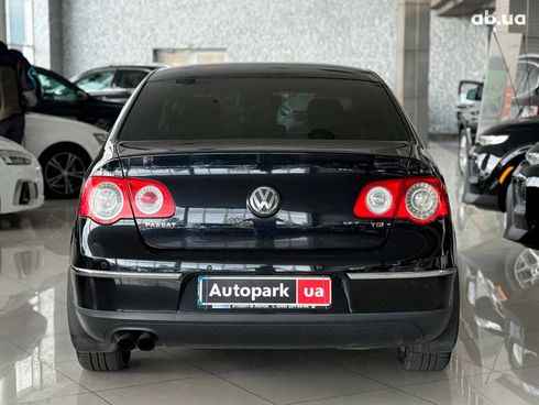 Volkswagen Passat 2008 черный - фото 6