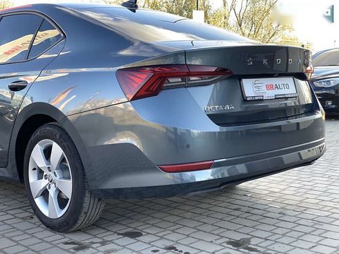 Skoda Octavia 2020 - фото 21