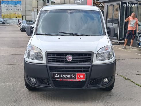 Fiat Doblo 2012 белый - фото 2