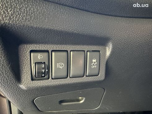 Nissan X-Trail 2012 пурпурный - фото 16