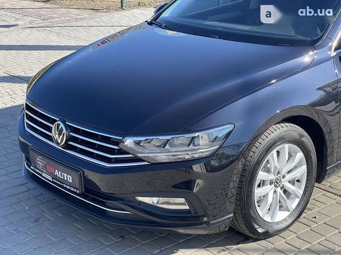 Volkswagen Passat 2021 - фото 13