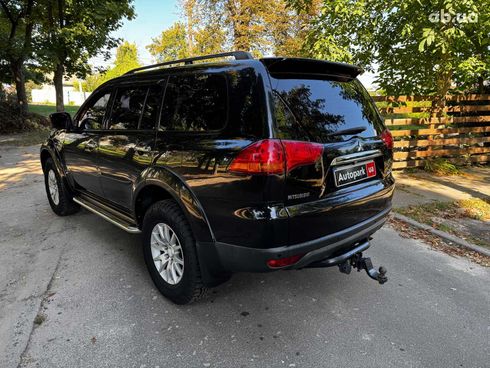 Mitsubishi Pajero Sport 2011 черный - фото 9