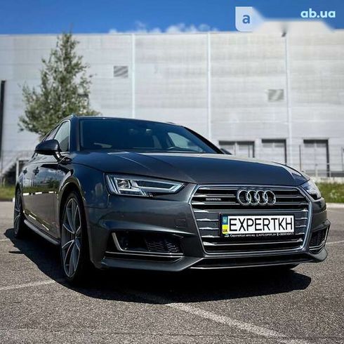Audi A4 2017 - фото 2