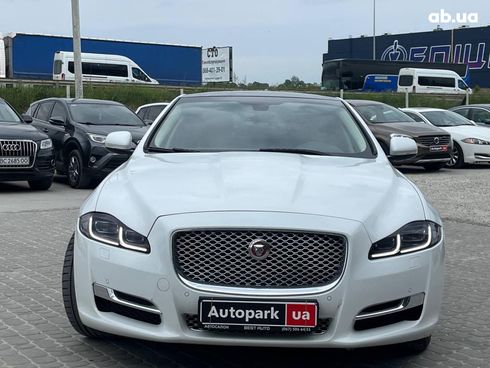 Jaguar XJ 2017 белый - фото 3