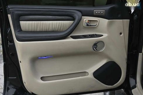 Lexus LX 2007 - фото 17