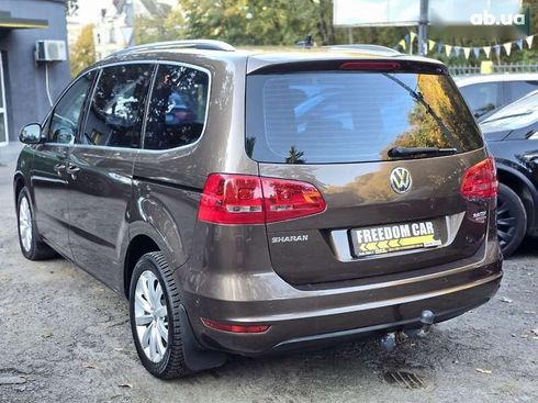 Volkswagen Sharan 2012 - фото 4