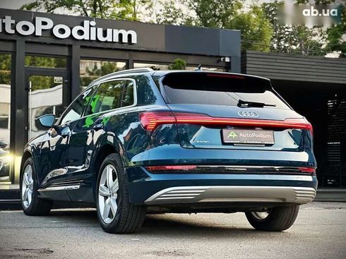 Audi E-Tron 2019 - фото 17