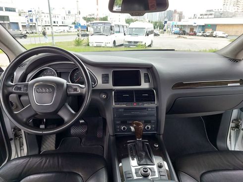 Audi Q7 2010 серый - фото 11