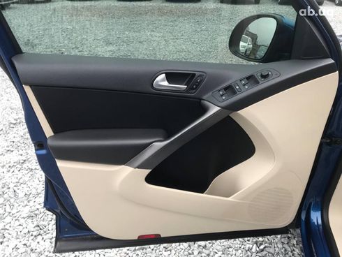 Volkswagen Tiguan 2008 синий - фото 32