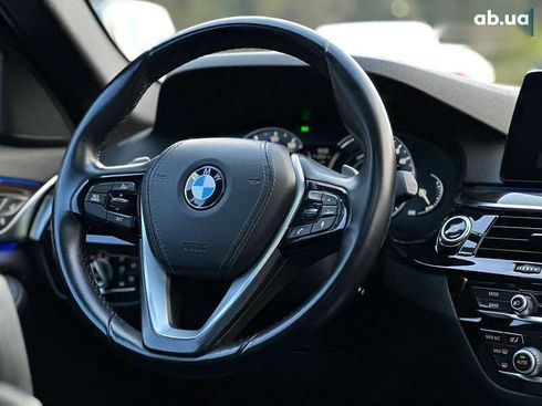 BMW 5 серия 2018 - фото 23