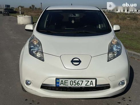 Nissan Leaf 2014 - фото 2