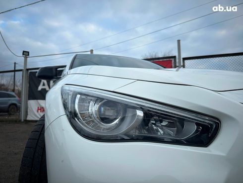 Infiniti Q50 2018 белый - фото 12