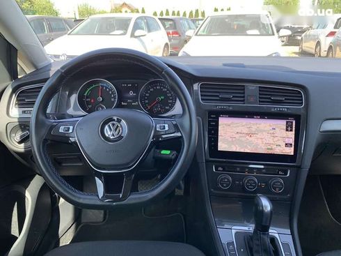 Volkswagen e-Golf 2020 - фото 18