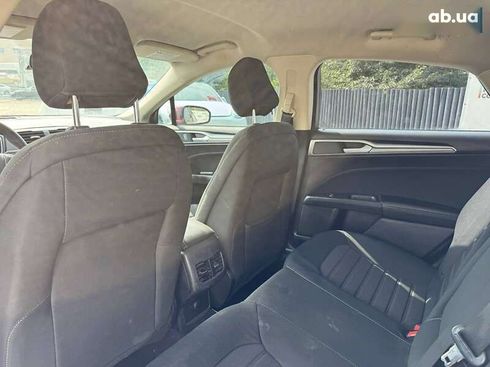 Ford Fusion 2020 - фото 15