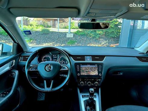 Skoda Octavia 2017 - фото 22