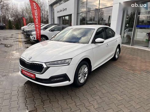 Skoda Octavia 2021 - фото 5