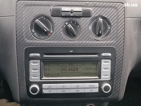 Volkswagen Caddy 2008 серый - фото 25