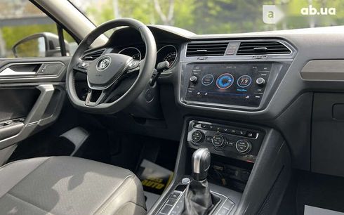 Volkswagen Tiguan 2020 - фото 24