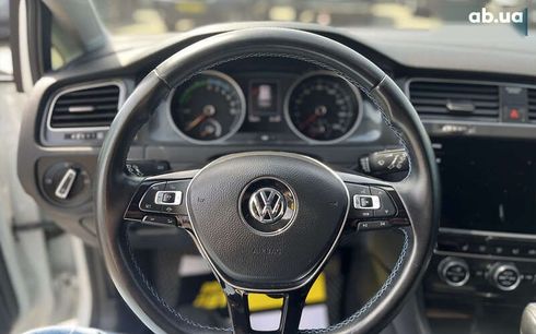 Volkswagen e-Golf 2019 - фото 17