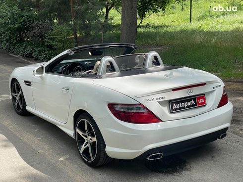 Mercedes-Benz SLK-Класс 2015 белый - фото 28