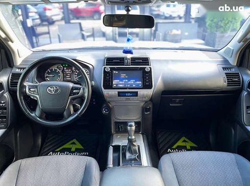 Toyota Land Cruiser Prado 2019 - фото 25