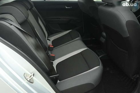 Skoda Fabia 2015 - фото 29
