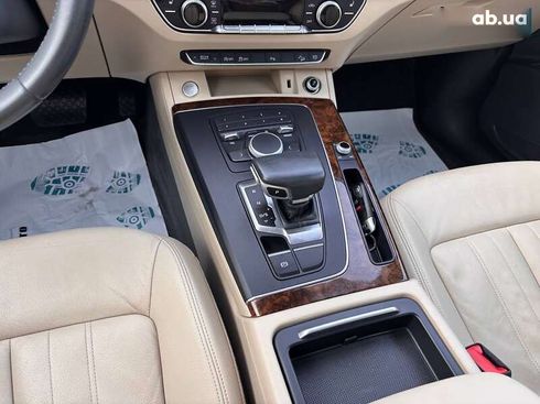 Audi Q5 2018 - фото 28