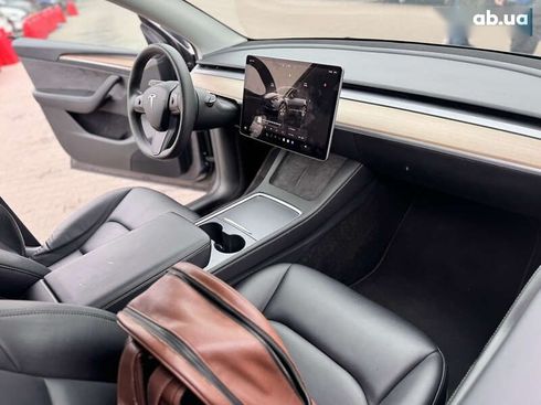 Tesla Model Y 2023 - фото 2