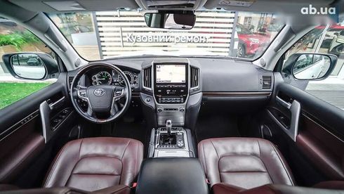 Toyota Land Cruiser 2016 - фото 8