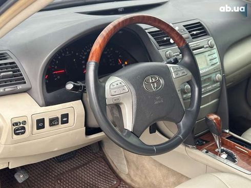 Toyota Camry 2007 - фото 14