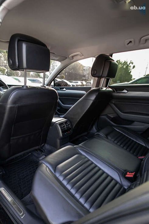 Volkswagen Passat 2015 - фото 20