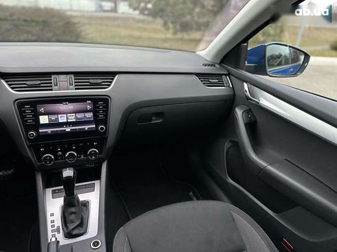 Skoda Octavia 2019 - фото 26